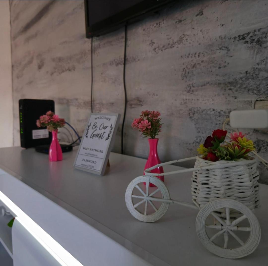 Apartment Center 23 พอดโกริกา ภายนอก รูปภาพ