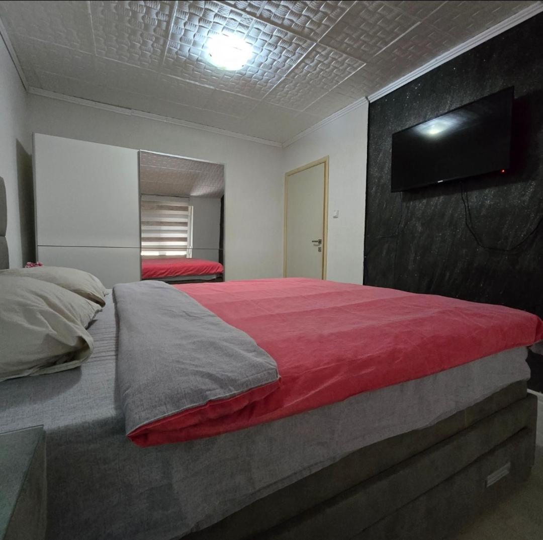 Apartment Center 23 พอดโกริกา ภายนอก รูปภาพ